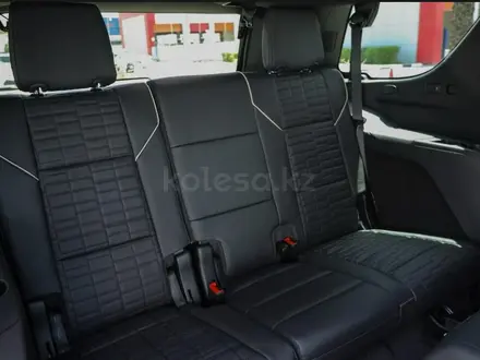 Cadillac Escalade 2025 года за 116 500 000 тг. в Алматы – фото 7