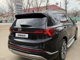 Hyundai Santa Fe 2022 года за 17 500 000 тг. в Уральск
