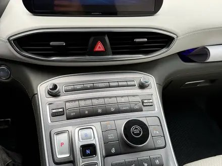 Hyundai Santa Fe 2022 года за 17 500 000 тг. в Уральск – фото 15