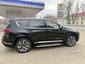 Hyundai Santa Fe 2022 года за 17 500 000 тг. в Уральск – фото 2