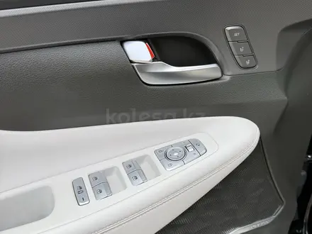 Hyundai Santa Fe 2022 года за 17 500 000 тг. в Уральск – фото 6