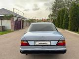 Mercedes-Benz E 230 1991 года за 1 250 000 тг. в Алматы – фото 4