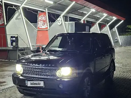 Land Rover Range Rover 2005 года за 3 000 000 тг. в Алматы – фото 2