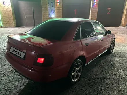 Audi A4 1995 года за 1 700 000 тг. в Семей – фото 4