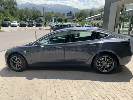 Tesla Model 3 2019 года за 10 000 000 тг. в Алматы – фото 3