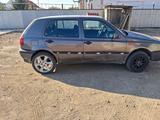 Volkswagen Golf 1994 годаүшін900 000 тг. в Атырау – фото 2