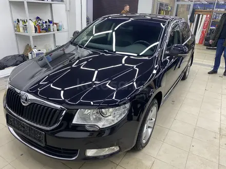 Skoda Superb 2013 года за 7 800 000 тг. в Астана