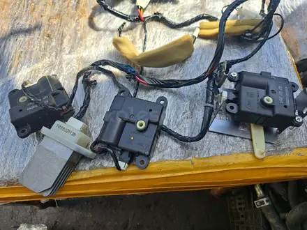 Моторчик печки, сервоприводы за 25 000 тг. в Алматы – фото 3