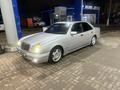 Mercedes-Benz E 320 1998 года за 4 000 000 тг. в Астана