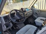Volkswagen Multivan 1993 годаүшін2 100 000 тг. в Караганда – фото 5