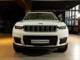 Jeep Grand Cherokee Limited 2023 года за 30 900 000 тг. в Алматы – фото 2