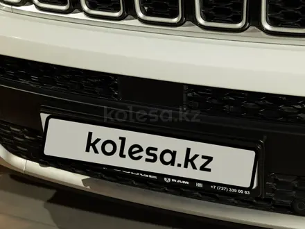 Jeep Grand Cherokee Limited 2023 года за 30 900 000 тг. в Алматы – фото 32