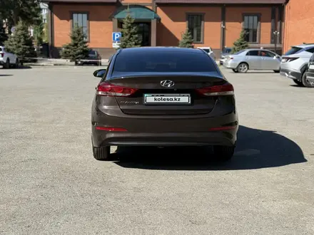 Hyundai Elantra 2018 года за 6 800 000 тг. в Павлодар – фото 6