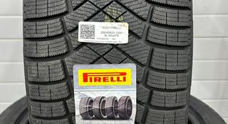 Шины Pirelli 255/45/r20 Ice Zero FR за 150 000 тг. в Алматы