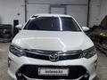 Toyota Camry 2017 года за 14 200 000 тг. в Актобе