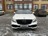 Mercedes-Benz S 560 2018 года за 18 000 000 тг. в Уральск – фото 2