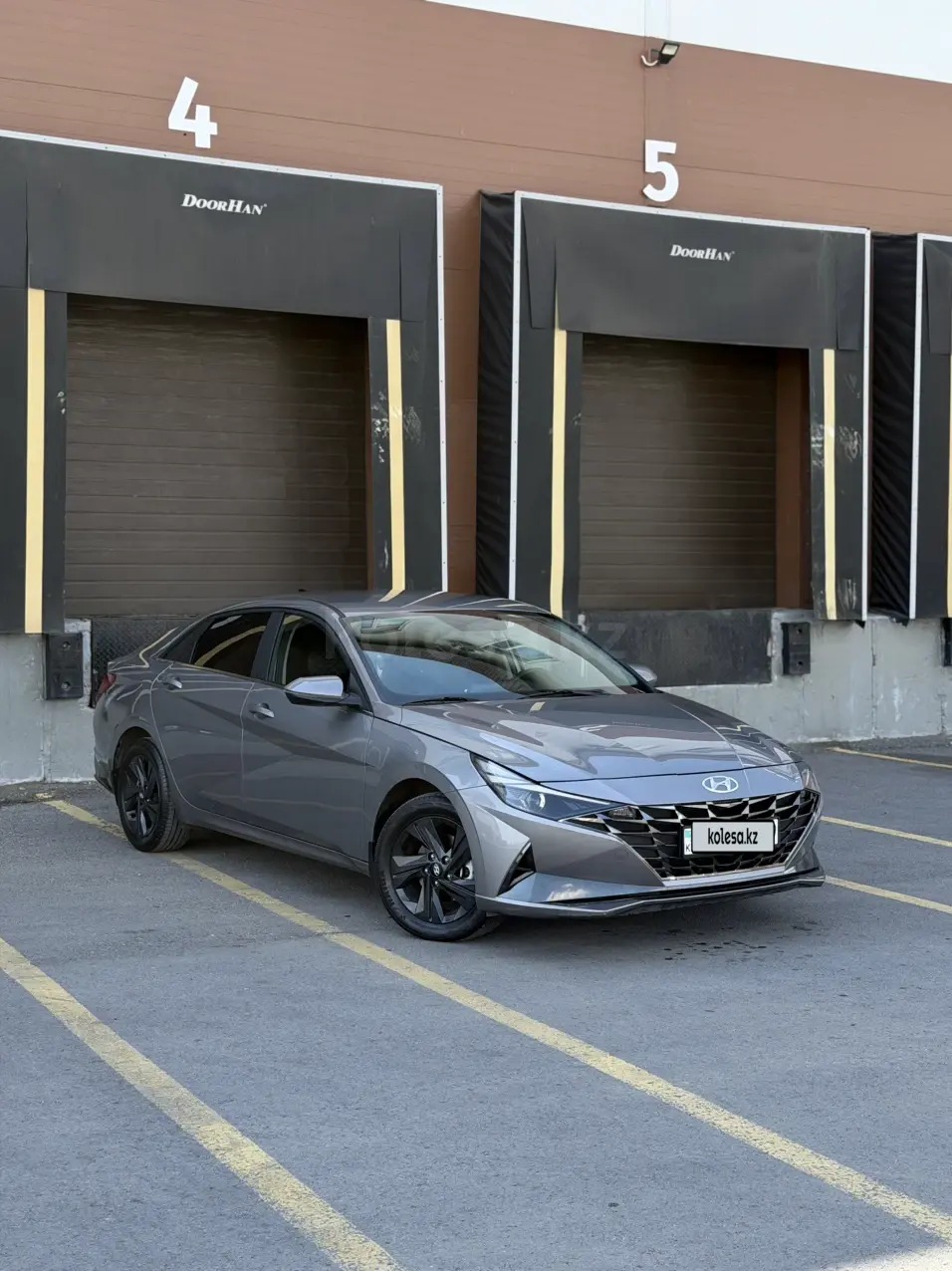 Hyundai Elantra, 2023