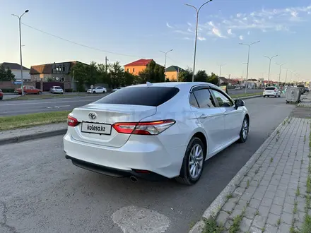 Toyota Camry 2021 года за 14 800 000 тг. в Астана – фото 9