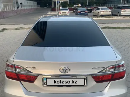 Toyota Camry 2016 года за 11 500 000 тг. в Уральск – фото 4