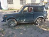 ВАЗ (Lada) Lada 2121 2003 годаfor700 000 тг. в Актобе – фото 2