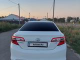 Toyota Camry 2013 года за 9 250 000 тг. в Уральск – фото 3