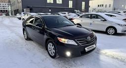 Toyota Camry 2011 года за 7 600 000 тг. в Астана – фото 2