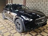 Infiniti FX35 2009 года за 9 800 000 тг. в Алматы