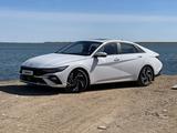 Hyundai Elantra 2023 года за 8 900 000 тг. в Караганда