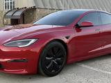 Tesla Model S 2022 года за 29 900 000 тг. в Алматы – фото 2
