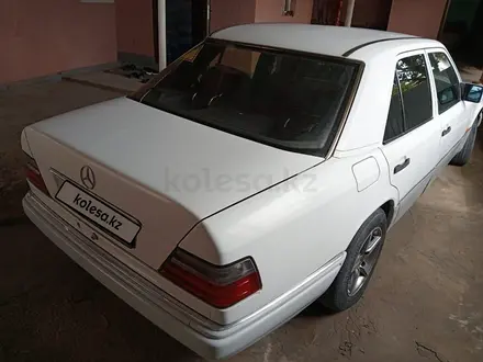 Mercedes-Benz E 280 1995 года за 1 800 000 тг. в Кызылорда – фото 4