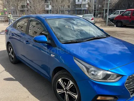 Hyundai Accent 2017 года за 6 500 000 тг. в Павлодар – фото 2