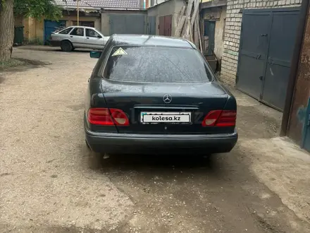 Mercedes-Benz E 230 1998 года за 3 500 000 тг. в Актобе – фото 14