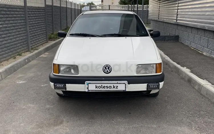 Volkswagen Passat 1991 года за 890 000 тг. в Тараз