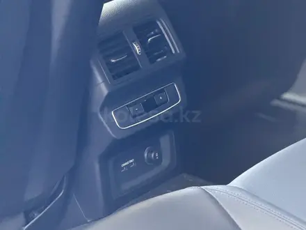 Audi Q5 45 TFSI Quattro Advance 2022 года за 22 000 000 тг. в Астана – фото 10