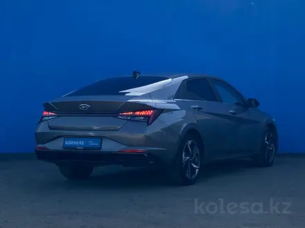 Hyundai Elantra 2021 года за 10 400 000 тг. в Алматы – фото 3