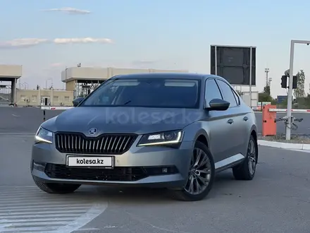 Skoda Superb 2019 года за 13 456 789 тг. в Алматы