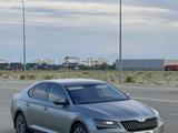 Skoda Superb 2019 года за 13 456 789 тг. в Алматы – фото 2
