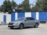 Skoda Superb 2019 года за 13 456 789 тг. в Алматы – фото 5