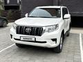 Toyota Land Cruiser Prado 2017 года за 20 000 000 тг. в Актобе – фото 2
