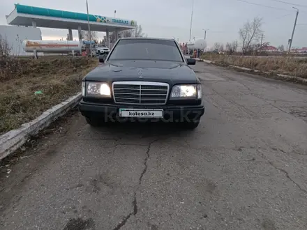 Mercedes-Benz E 200 1993 года за 1 450 000 тг. в Петропавловск – фото 8