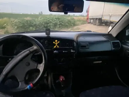 Volkswagen Golf 1994 года за 900 000 тг. в Алматы – фото 7