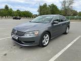 Volkswagen Passat 2013 годаүшін4 200 000 тг. в Атырау