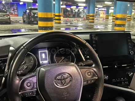 Toyota Camry 2021 года за 15 000 000 тг. в Астана – фото 3