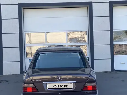 Mercedes-Benz E 280 1995 года за 3 500 000 тг. в Шымкент – фото 6