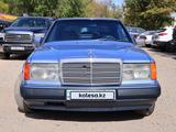 Mercedes-Benz E 230 1991 года за 1 800 000 тг. в Караганда – фото 2