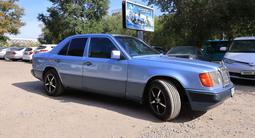 Mercedes-Benz E 230 1991 года за 1 800 000 тг. в Караганда – фото 4