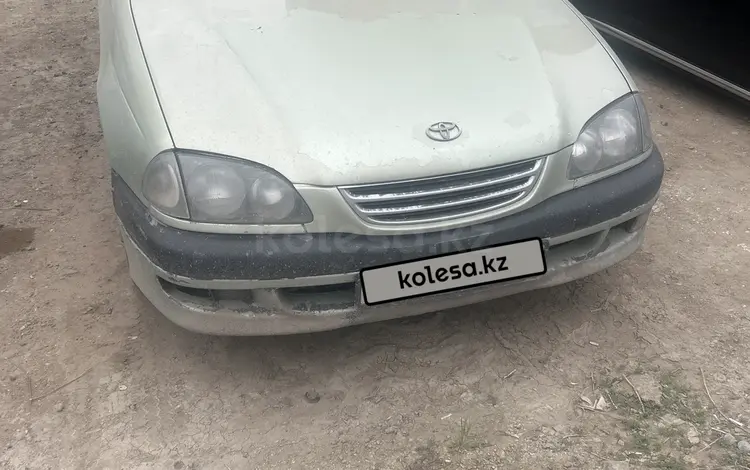 Toyota Avensis 1999 года за 1 100 000 тг. в Астана