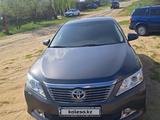 Toyota Camry 2014 года за 9 300 000 тг. в Актобе – фото 4