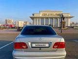 Mercedes-Benz E 230 1997 годаүшін2 840 000 тг. в Алматы – фото 2