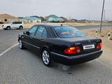 Mercedes-Benz E 320 1999 года за 4 500 000 тг. в Актау